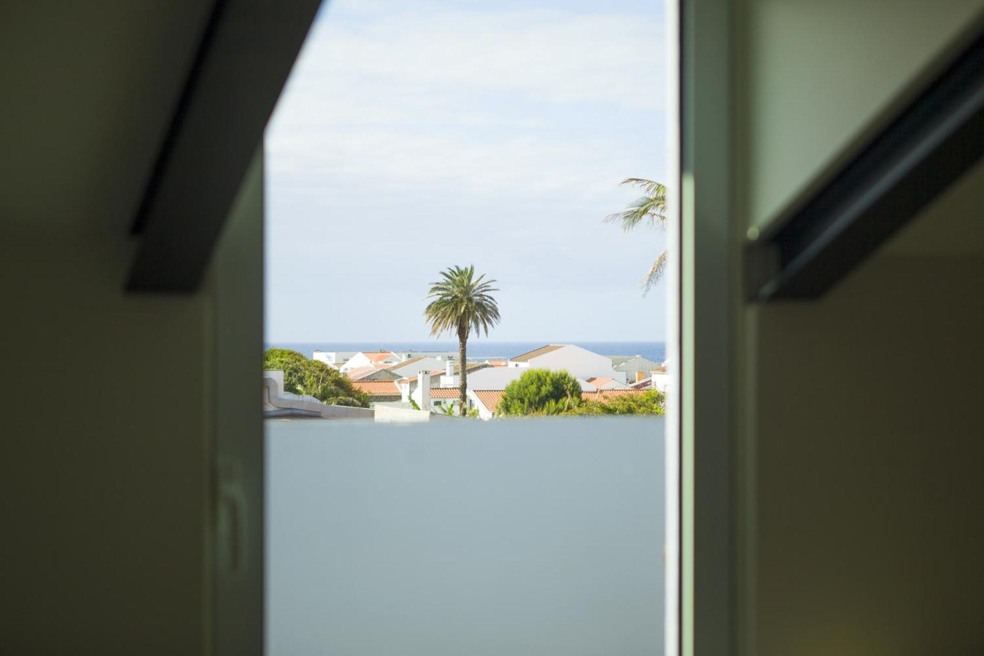 Dreibettzimmer mit Balkon
